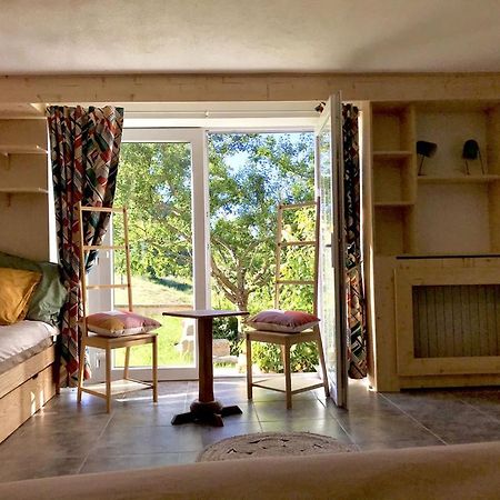 Chambre Jazzy - Gite Les Zazous Lormes Zewnętrze zdjęcie